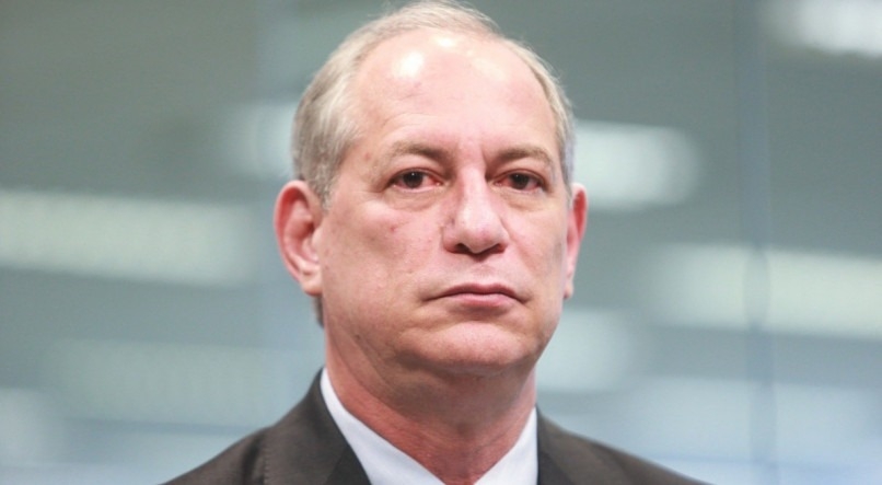 O presidenciável Ciro Gomes suspendeu sua pré-candidatura (Foto: Werther Santana/Estadão Conteúdo)