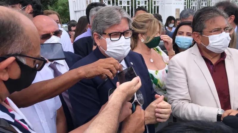 João Azevêdo afirmou que o MDB fica na base governista 