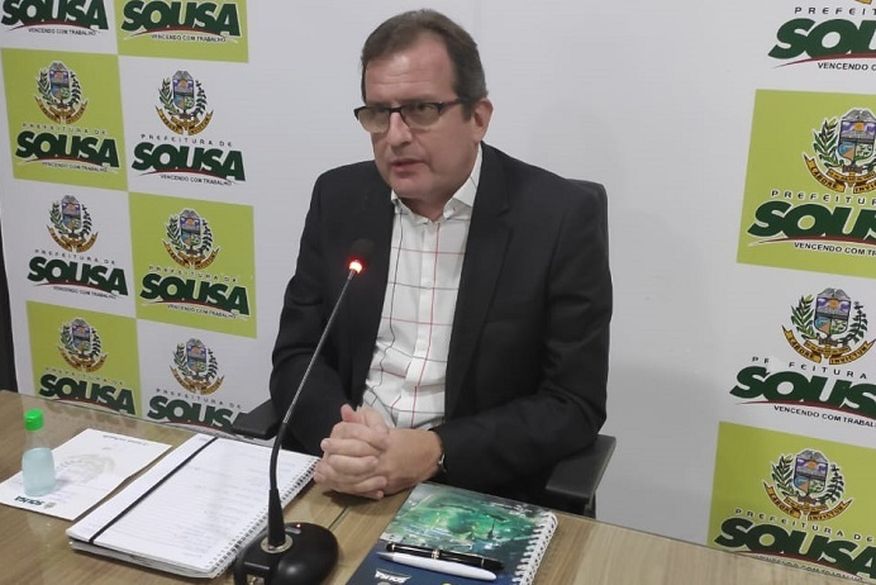 Fábio Tyrone, anunciou novas medidas e prestou esclarecimentos acerca do enfrentamento à Covid-19. (Foto: Reprodução).