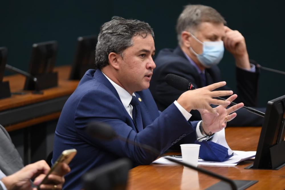 Com a medida, milhares de empresas ganham fôlego para preservar milhões de postos de trabalho em 2022. (Foto: Divulgação)