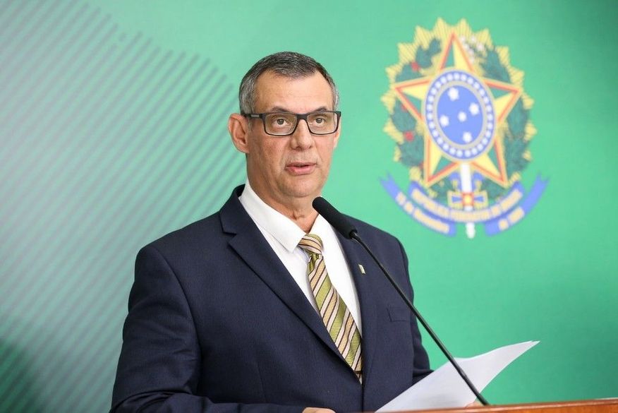 Após a viagem, e o contágio de auxiliares, Bolsonaro fez dois testes para identificar se foi infectado. (Foto: Reprodução).