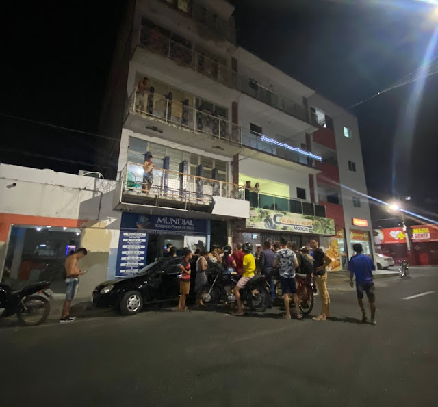 As investigações da Polícia Civil trabalham nas hipóteses de uma tentativa de suicídio, ou de que a vítima teria entrado em luta corporal com uma pessoa (Foto: Reprodução)