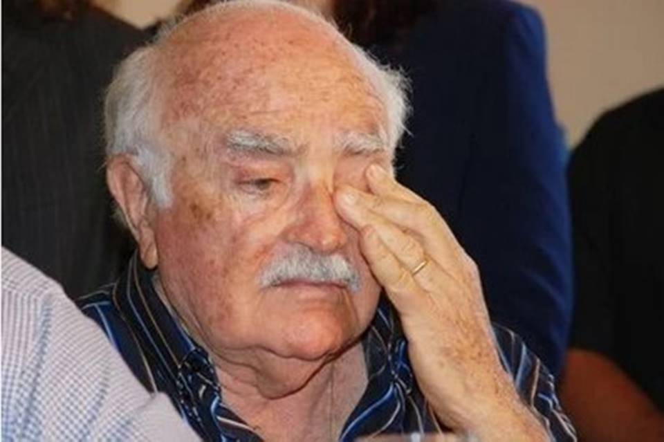 O corpo do ex-governador já foi sepultado na manhã desta segunda-feira (18) em João Pessoa. (Foto: Reprodução).