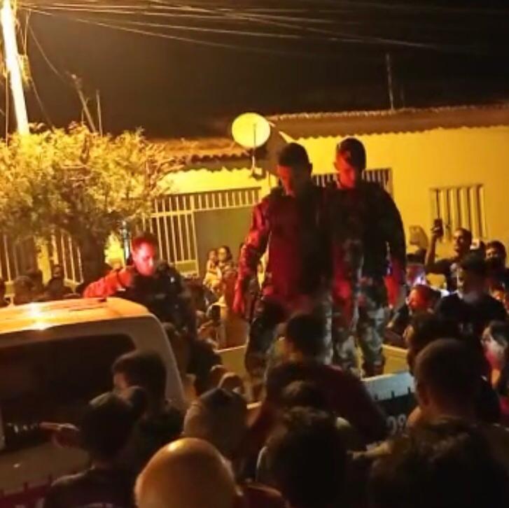 Após um cerco na área, o homem foi preso e conduzido à delegacia de Polícia Civil e apresentado ao delegado de plantão para serem adotadas as medidas que necessita o caso (Foto: Reprodução)