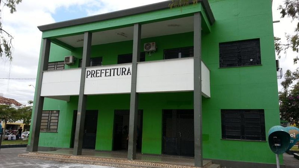 Apropriação indevida: servidores denunciam prefeitura de Cajazeiras por não repassar dinheiro de empréstimos