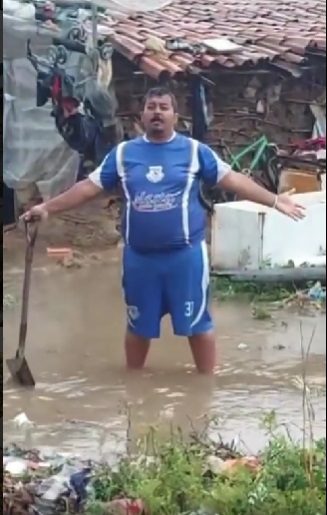 Vídeo: Ciganos fazem apelo ao prefeito de Sousa após alagamentos em Comunidade