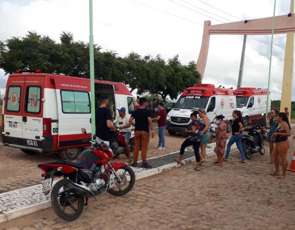 Após o atendimento pré-hospitalar os pacientes foram encaminhados a unidade hospitalar, para receberem o atendimento médico necessário (Foto: Reprodução Redes Sociais)