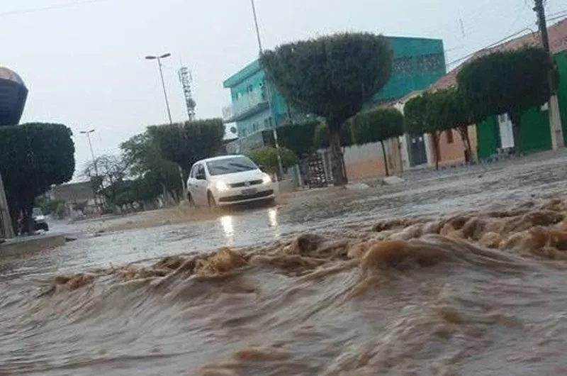Inmet alerta para chuvas intensas em Sousa (Foto: Reprodução/Portal T5)