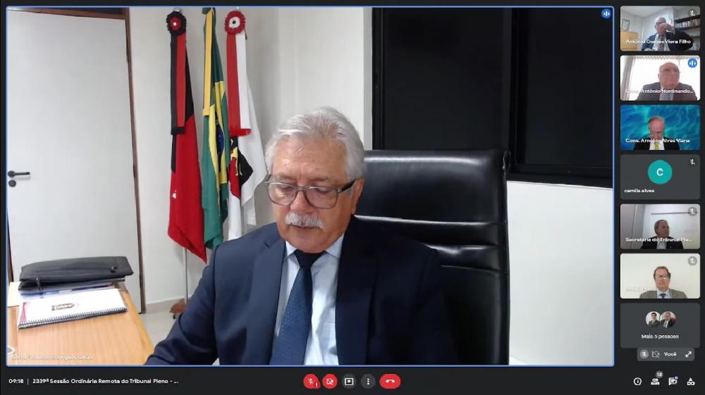 Imagem da sessão do Pleno do Tribunal de Contas da Paraíba na manhã desta quarta-feira (02) (Foto: Reprodução/TCE-PB/You Tube)