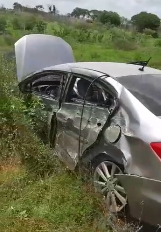 Imagens do acidente na BR-230, próximo a cidade de Aparecida (Foto: Reprodução/Debate Paraíba)