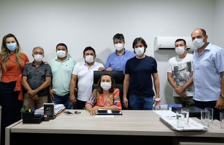 Pedro recebeu o apoio com entusiasmo e destacou que esta é mais uma liderança que chega para retirar os paraibanos do atual cenário de atraso. (Foto: Divulgação).