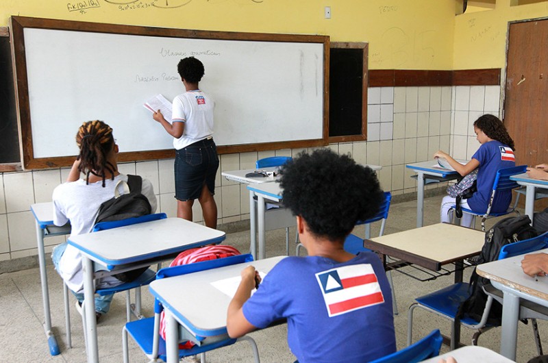 Professores de alguns estados e municípios já têm direito à meia-entrada, garantida por leis locais - Camila Souza/GOVBA