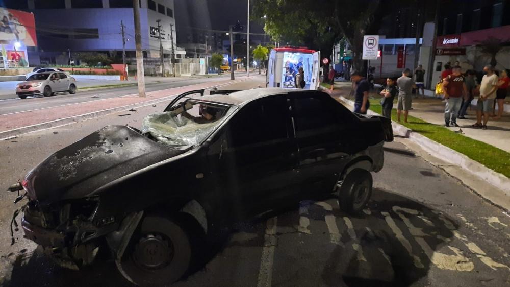 Vídeos: Jovem aparecidense filho de ex-vereadora aparece em vídeo de grave acidente que vitimou fatalmente uma pessoa em João Pessoa
