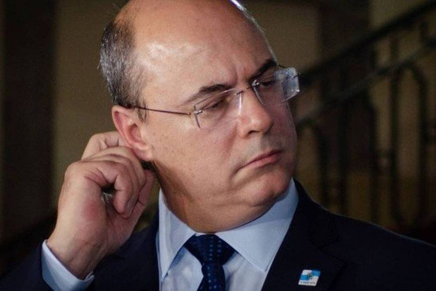 Segundo o Ministério Público Federal, há indícios de participação ativa de Witzel quanto ao conhecimento e ao comando das contratações suspeitas. (Foto: Reprodução).