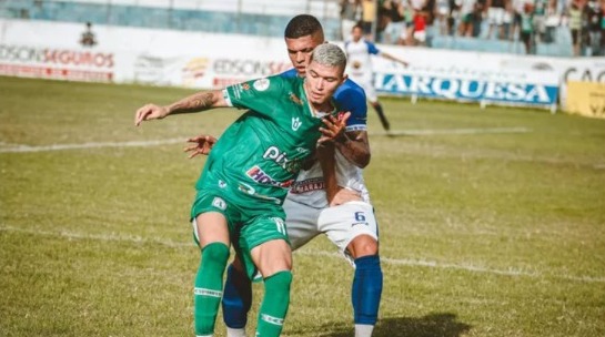 Mesmo jogando fora de casa, no Perpetão, Dinossauro é superior e, com a vitória, ultrapassa Botafogo-PB e São Paulo Crystal na tabela de classificação (Foto: Reprodução)