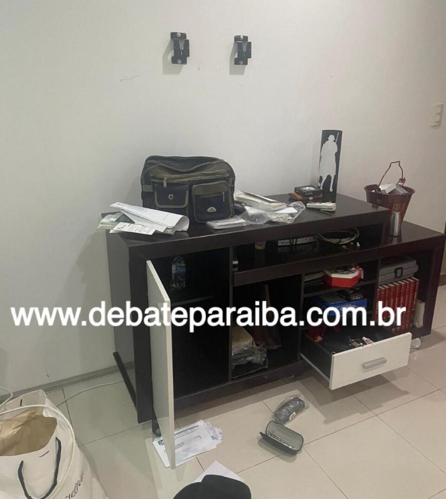 Farmacêuticas têm residências arrombadas e furtadas por desconhecidos em Sousa, suspeitos de praticarem os crimes continuam foragidos