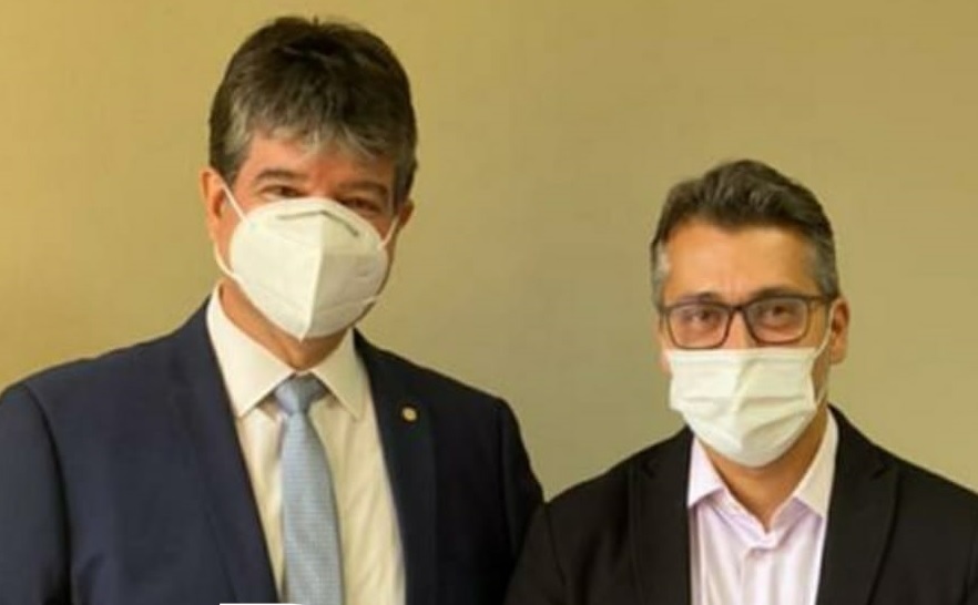 A mudança de legenda de Ruy Carneiro acontece durante a janela partidária. (Foto: Reprodução).