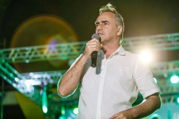 Lucélio Cartaxo (PV) cumpriu agenda de campanha em Catolé do Rocha, nesse sábado (25). (Foto: Divulgação/Assessoria).