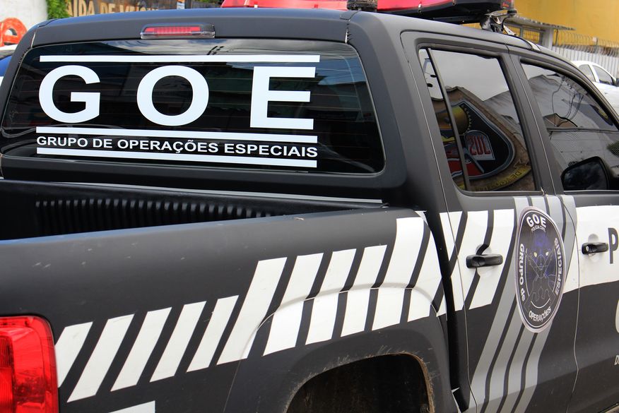 Equipe do GOE vai ajudar nas investigações (Foto: Walla Santos).