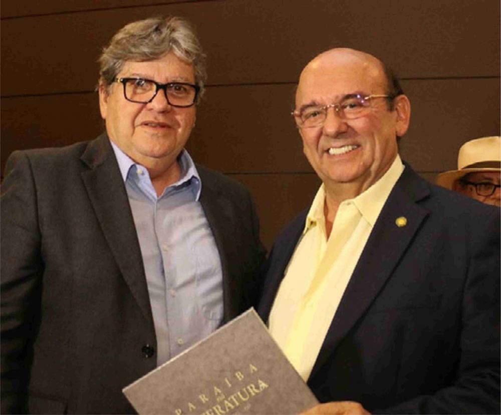 Movimento cultural entrega dossiê com 400 denúncias contra secretário de João Azevêdo por irregularidades na execução da Lei Aldir Blanc