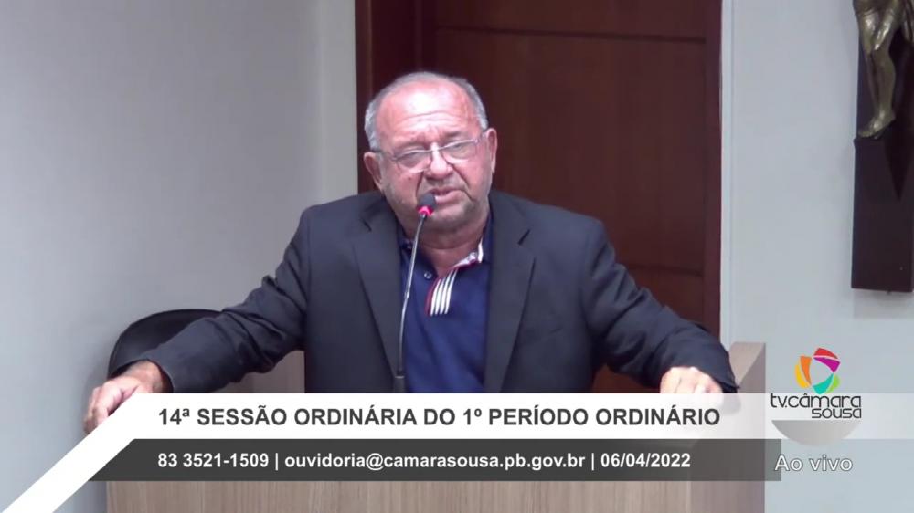 Ananias Vieira em discurso na Câmara Municipal de Sousa (Foto: Reprodução/TV Câmara Sousa)