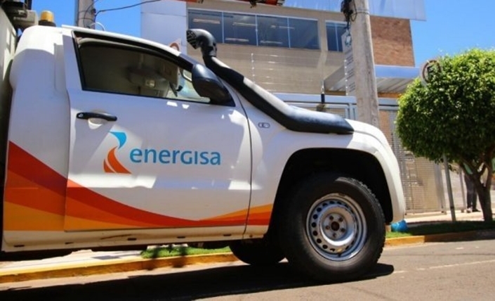 Energisa deve pagar indenização por interrupção prolongada de energia de consumidora na Paraíba