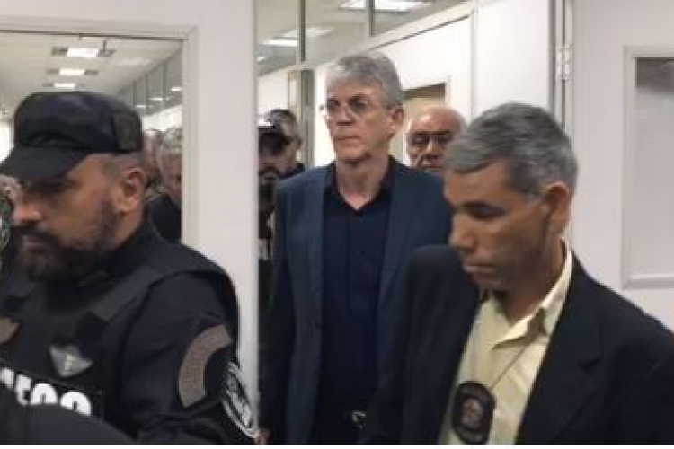 A denúncia oferecida pelo Ministério Público estadual no bojo da Operação Calvário envolve 35 investigados. (Foto: Reprodução).
