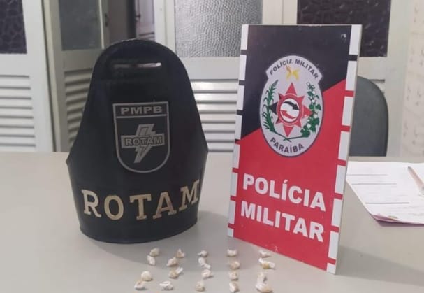 O indivíduo recebeu voz de prisão e foi conduzido à delegacia de Polícia Civil, para serem adotados os procedimentos que determina a Lei (Foto: Reprodução)