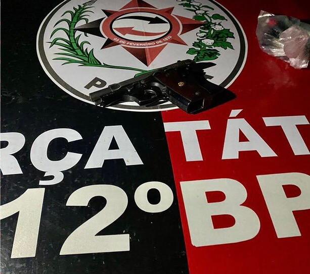 Diante do flagrante, o acusado recebeu voz de prisão e foi conduzido à delegacia de Polícia Civil para serem realizados os procedimentos cabíveis ao caso (Foto: Reprodução)