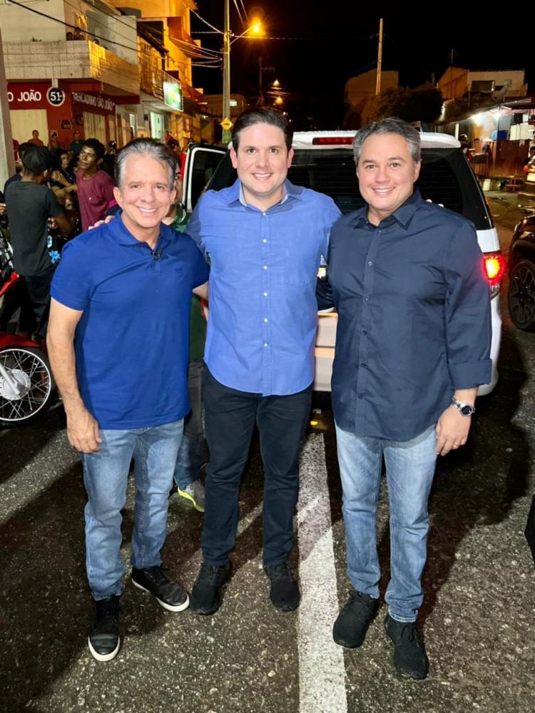 Deputado Hugo Motta, o prefeito de Patos, Nabor Wanderley e Efraim FIlho (Republicanos) (Foto: Divulgação)