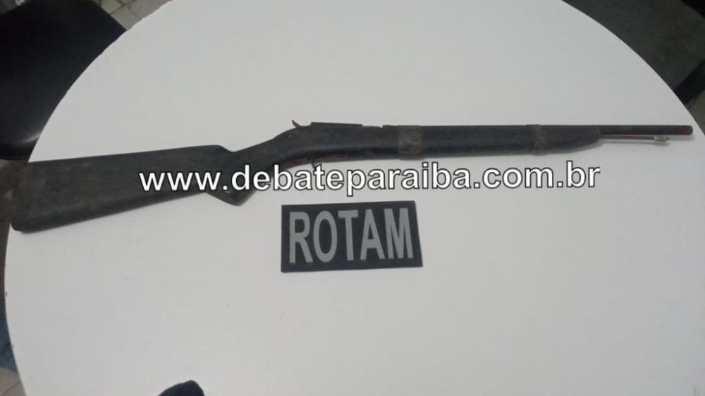 Diante do flagrante, o investigado recebeu voz de prisão e foi conduzido à delegacia de Polícia Civil (Foto: Reprodução)