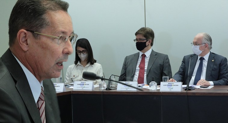 Presidente do TRE-PB participa de reunião no TSE