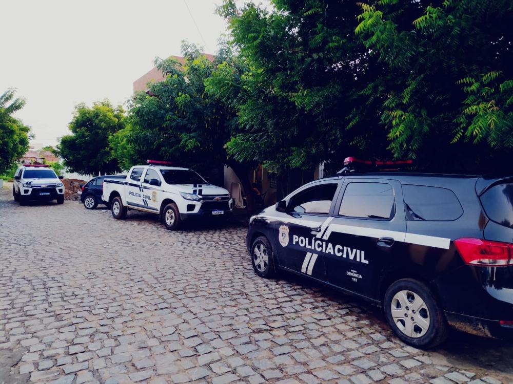 O conduzido foi autuado pelo artigo 28 da lei 11.343/06 do código penal (Foto: Reprodução)