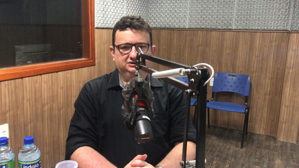 Jornalista sousense aponta possíveis deputados federais eleitos nas eleições deste ano; Leonardo Gadelha pode ficar de fora