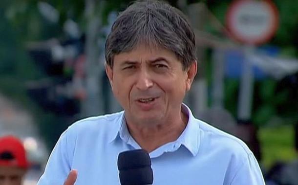 O jornalista está afastado da emissora desde maio do ano passado, mas continua recebendo salário. (Foto: Reprodução).