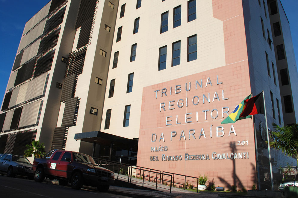 Com bens declarados de quase R$ 3,4 milhões, sousenses solicitam ao TRE-PB registros de candidaturas a deputado estadual