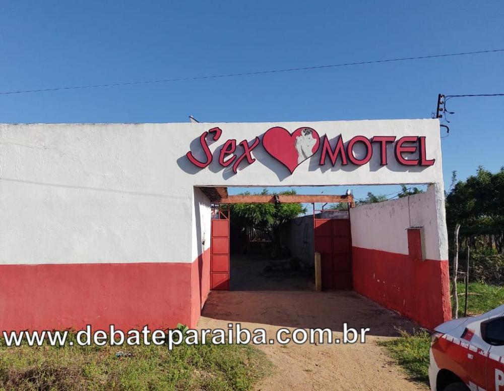 O suspeito de praticar o crime continua foragido. (Foto: Debate Paraíba).