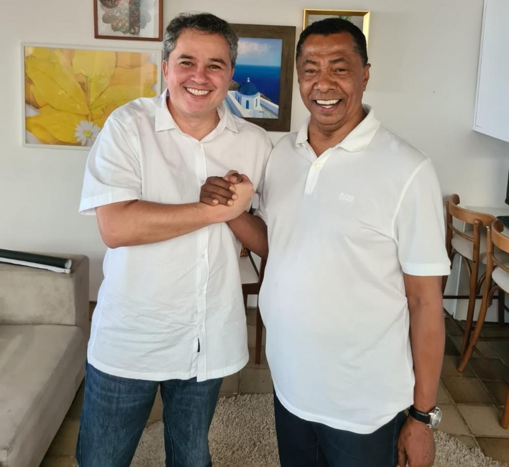 Efraim Filho ao lado do deputado Damião Feliciano (Foto: Divulgação)