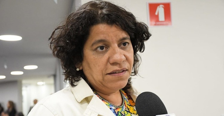 Deputada denuncia irregularidades no Condomínio das Américas e obra pode ser embargada