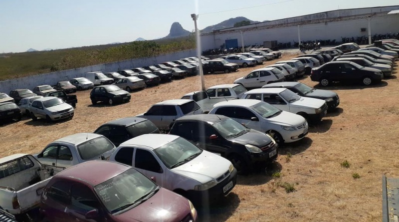 Ao todo serão 647 veículos disponíveis para leilão. (Foto Divulgação Polícia Rodoviária Federal).