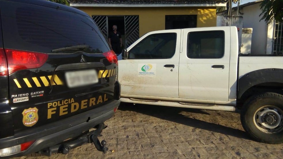Operação que visa desarticular crimes previdenciários ocorridos em detrimento do INSS, na cidade de Capim, na Paraíba — Foto: Divulgação/PF-PB