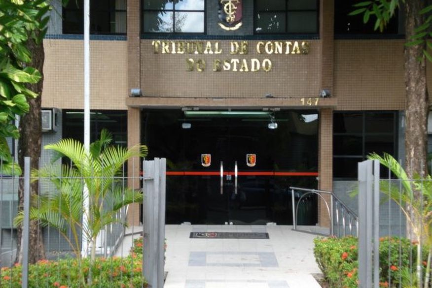 TCE-PB alerta prefeitos para acúmulo de cargos de servidores (Foto: Reprodução).