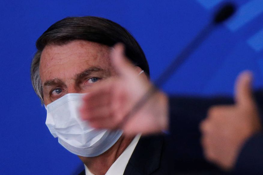 Nos últimos meses, Bolsonaro e ao menos oito ministros de seu governo foram infectados pelo coronavírus. (Foto: Reprodução)