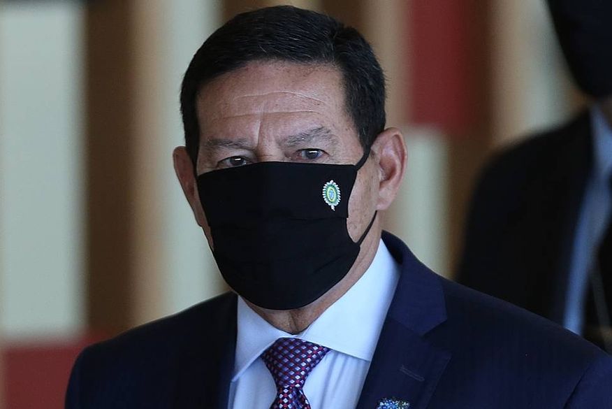 O vice-presidente Hamilton Mourão, durante entrevista coletiva (Foto: Jorge William/Agência O Globo/15-07-2020).