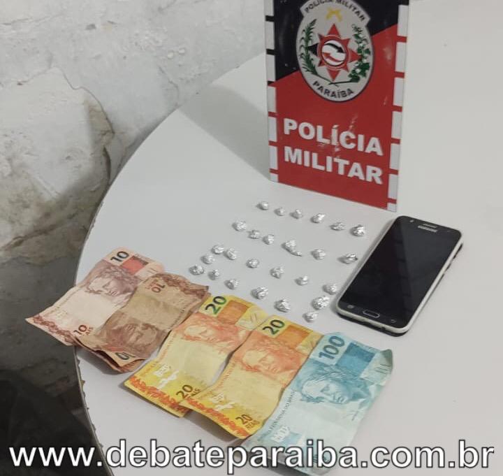 As pessoas envolvidas foram detidas e conduzidas à delegacia de Polícia Civil e apresentadas ao delegado, para serem realizados os procedimentos que necessitam o caso (Foto: Reprodução)