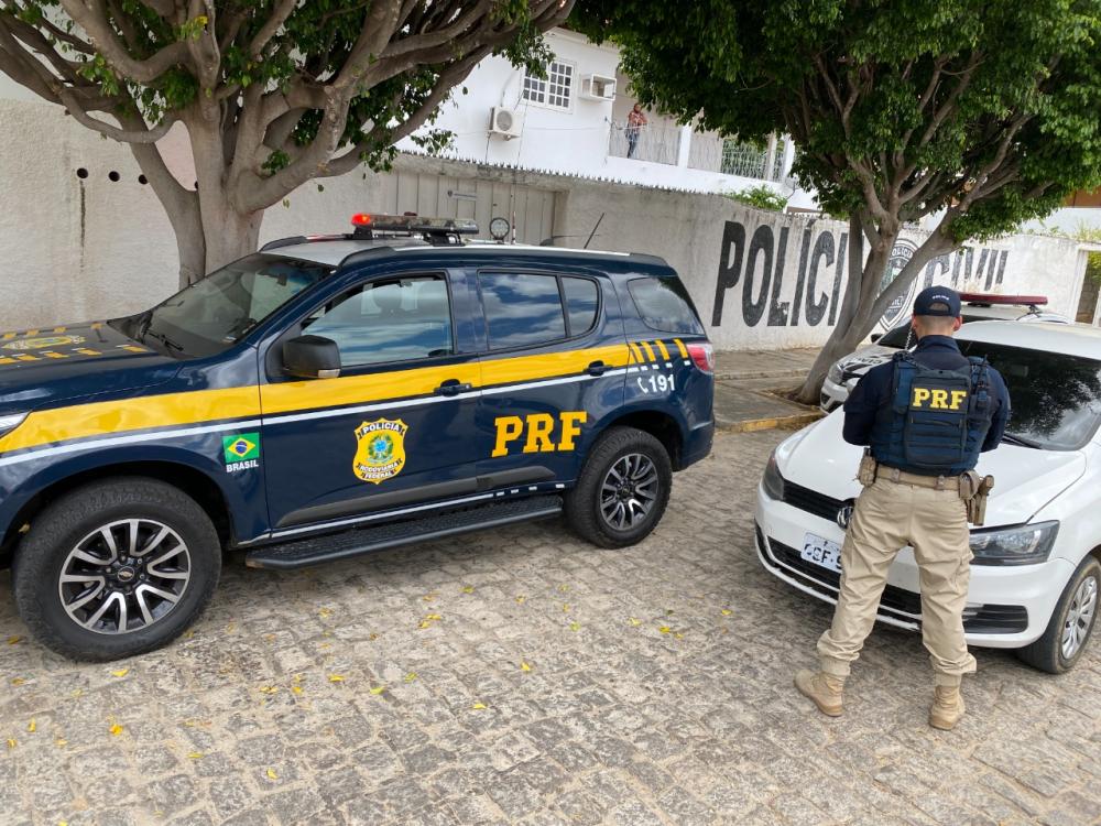 A PRF alerta que ao adquirir um veículo é importante conhecer a procedência (Foto: Reprodução)