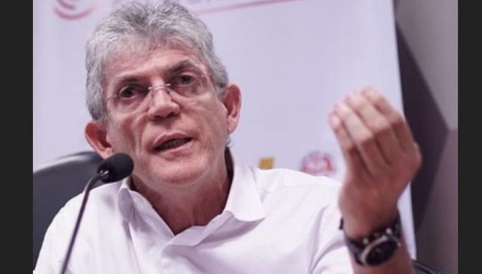 O ex-governador Ricardo Coutinho é acusado de chefiar um esquema de desvios de R$ 134,2 milhões. (Foto: Reprodução).