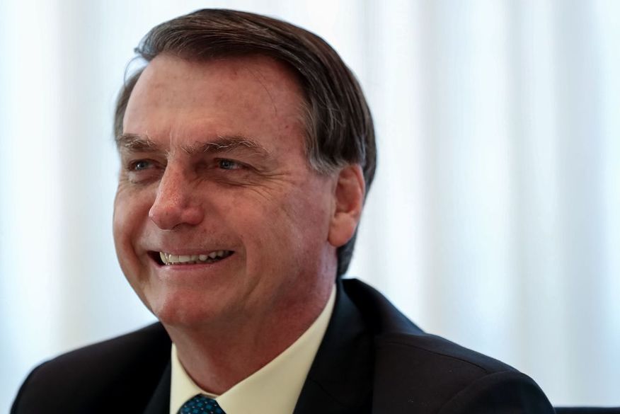 Presidente levaria 31% dos votos em um embate contra Lula (17%) e Sérgio Moro (13%). Bolsonaro também venceria em um eventual segundo turno. (Foto: Reprodução).