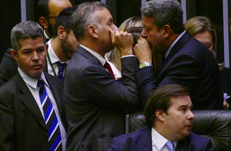 Mídia nacional revela que comando do PP já tem planos para ajudar Bolsonaro no segundo turno