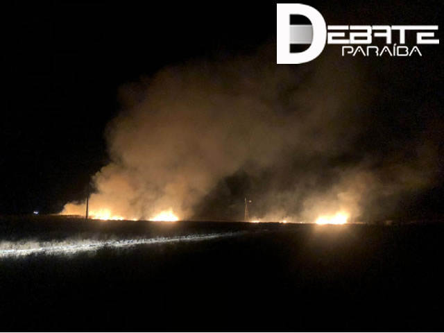 (O Corpo de Bombeiros faz uma alerta para quem por ventura flagre um ato ilícito desta natureza, que denuncie através do 193 Foto Debate Paraíba)